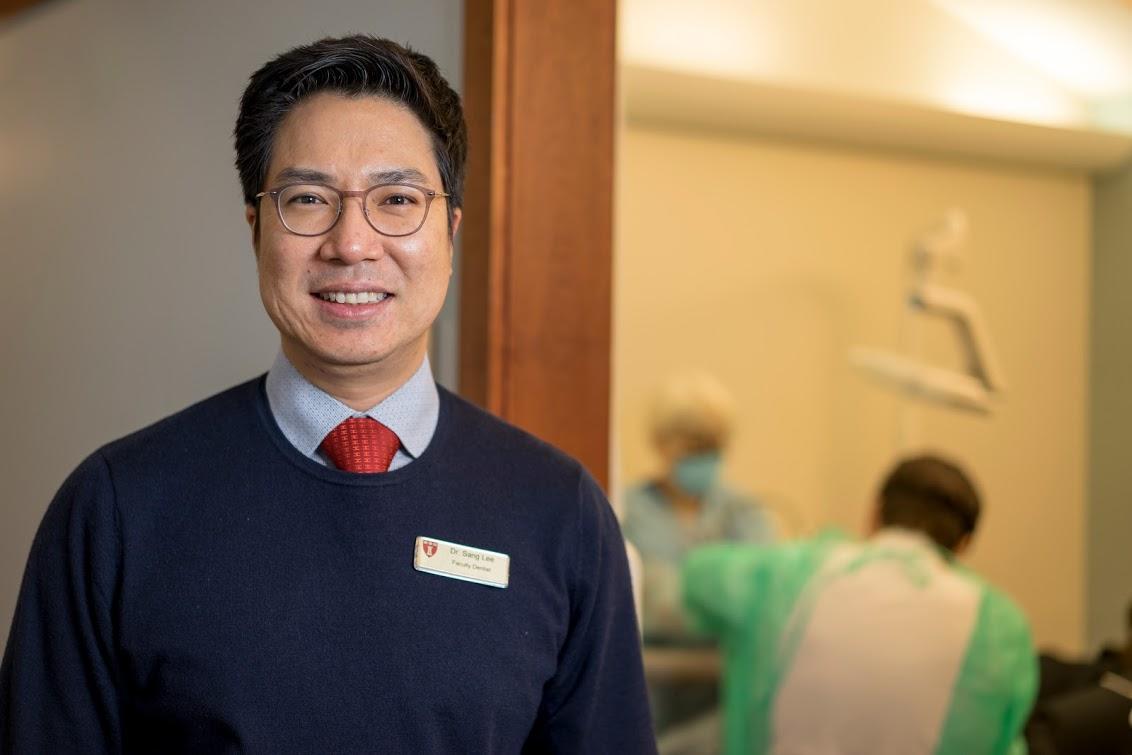 Dr. Sang Lee, director of HSDM's Advanced Graduate Prosthodontics program